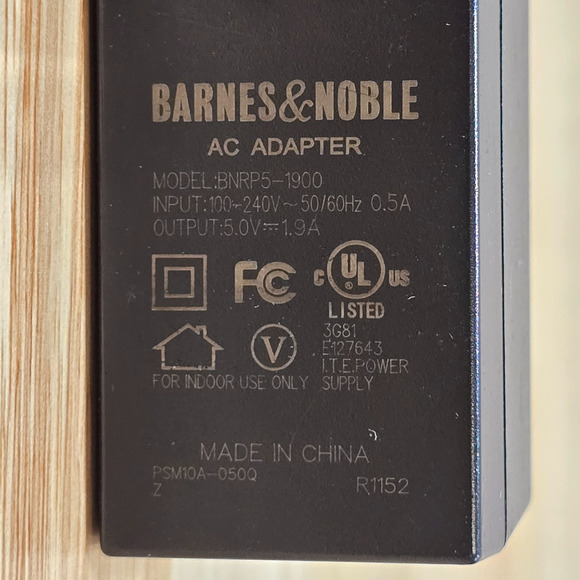 Barnes & Noble BNRP5-1900 USB Charger AC Adapter for Nook (WALL ADAPTER ONLY) - Picture 2 of 8